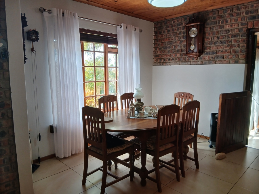 3 Bedroom Property for Sale in Wavecrest Eastern Cape